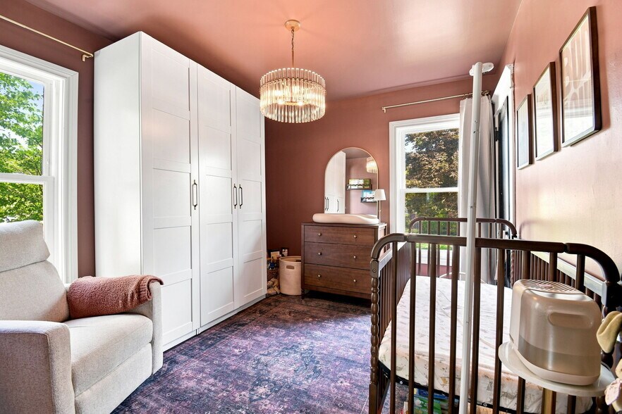 Building Photo - 434 Parkside Ave