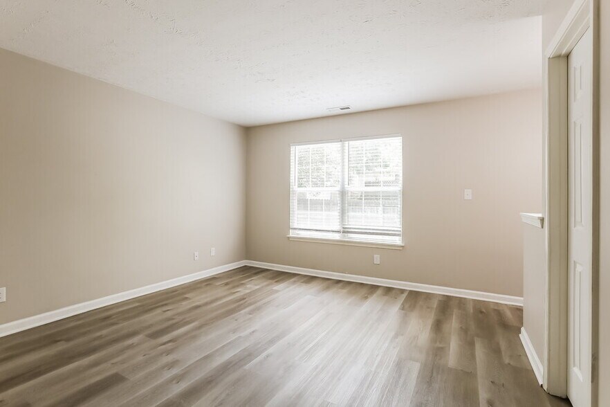 Building Photo - 6114 King Lear Ct