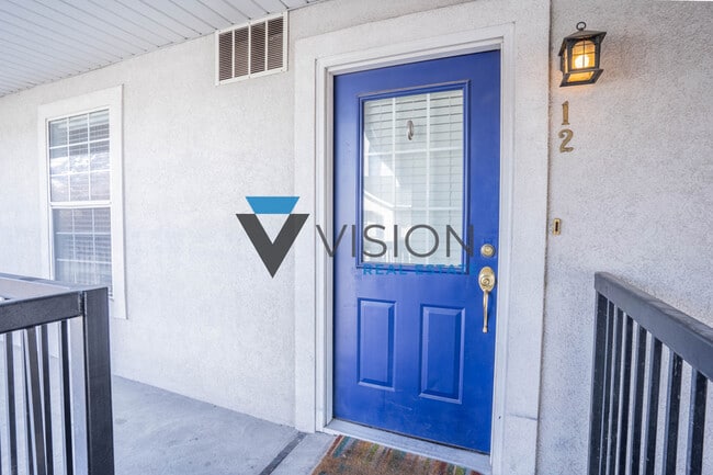 Building Photo - 909 N 500 W