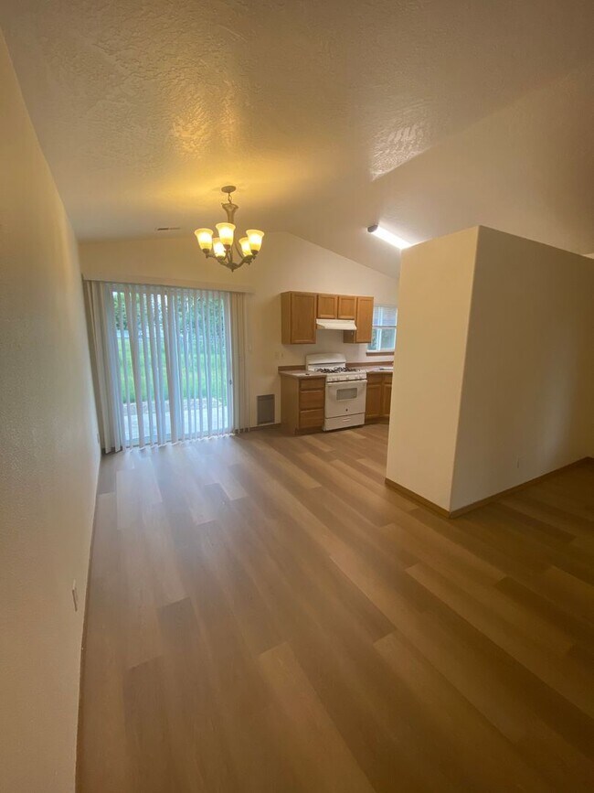 Building Photo - SINGLE FAMILY HOUSE IN HAYDEN (P#285)