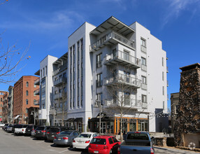 Building Photo - !260 Woodstock by ARIUM