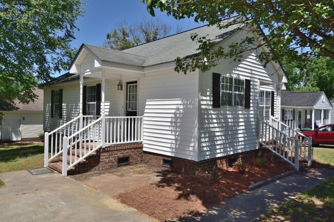 Building Photo - 122 Tonya Ct
