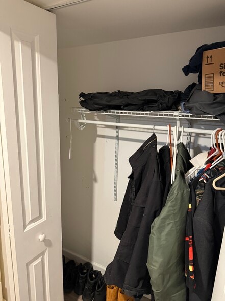 Building Photo - 263 S Haviland Ave