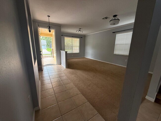 Building Photo - 5014 Wise Bird Dr