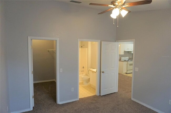 Building Photo - 852 Grand Regency Pointe