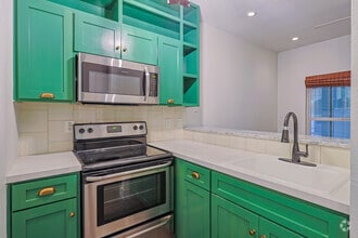 Interior Photo - Alma Woodward