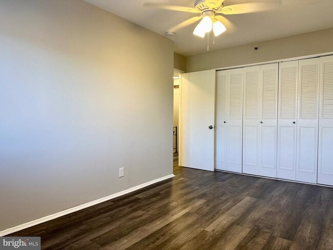 Building Photo - 313 Sweet Briar Ct