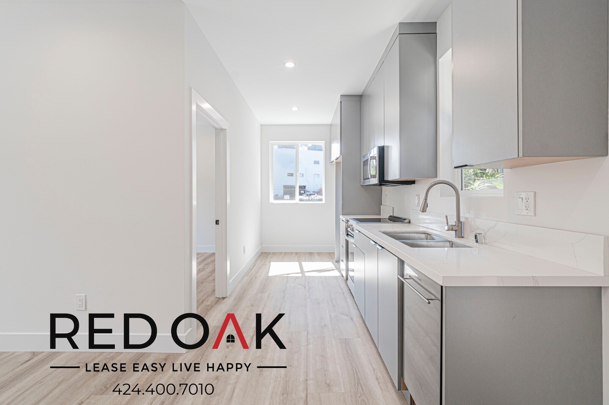 Building Photo - 4590 Riverton Ave