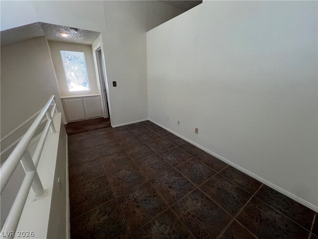 Building Photo - 8940 Clairton Ct