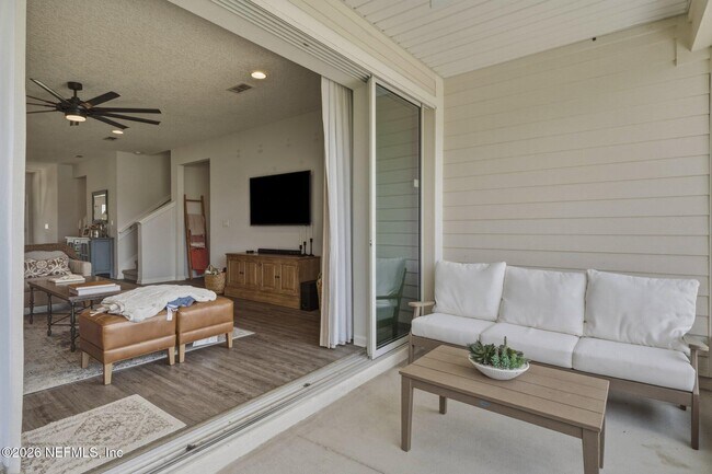 Building Photo - 85457 Amaryllis Ct