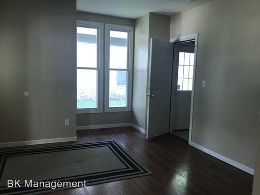 Building Photo - 421 N Chauncey Ave