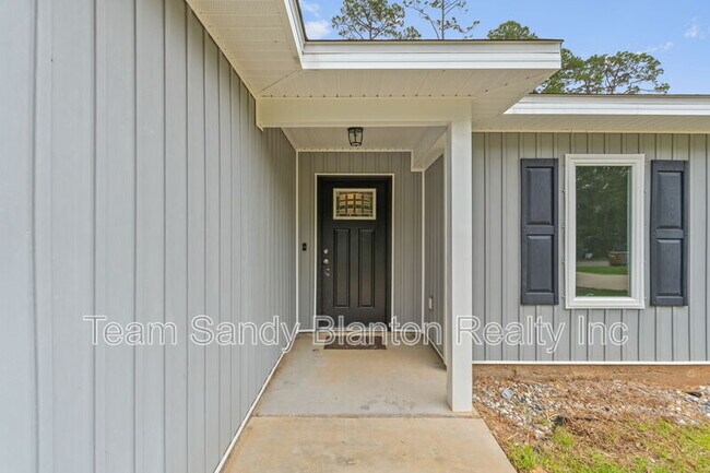Building Photo - 3210 Electra Dr