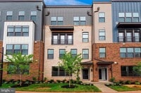 Building Photo - 1626 Bandit Loop
