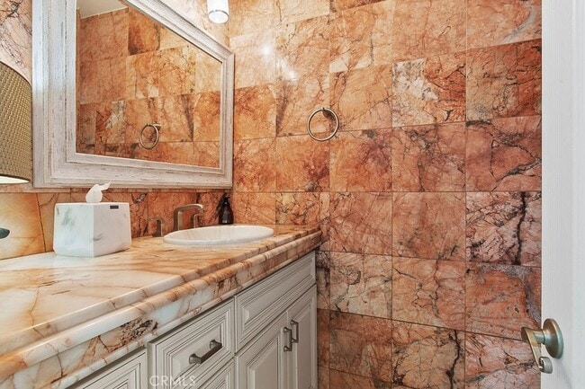 Building Photo - 33925 Faeroe Bay