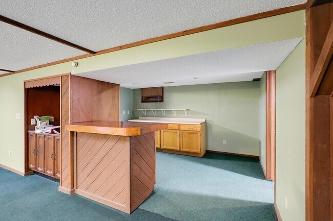 Building Photo - 11333 Welcome Ave N