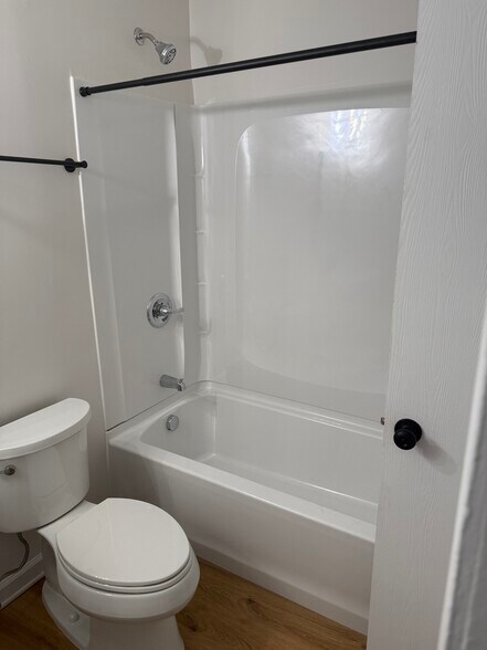 Building Photo - 951 Villa View Ct