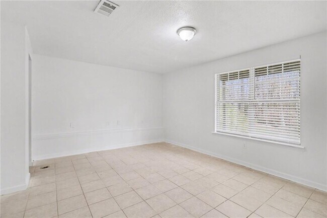 Building Photo - 7797 Mountain Creek Way