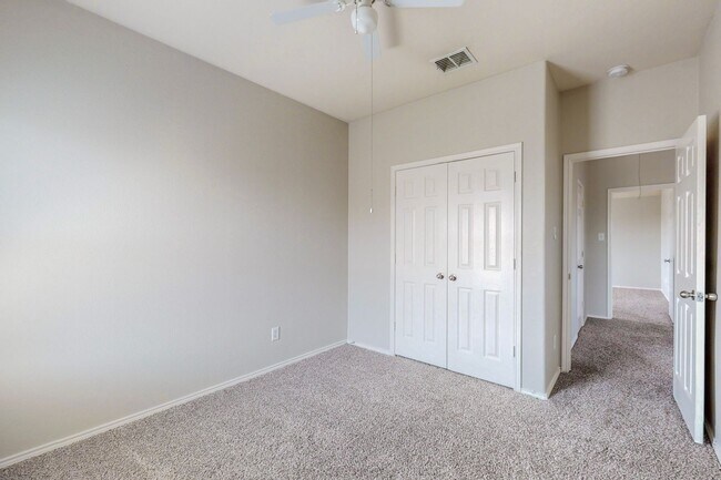 Building Photo - ***Pre-Marketing*** Great Home with Room T...