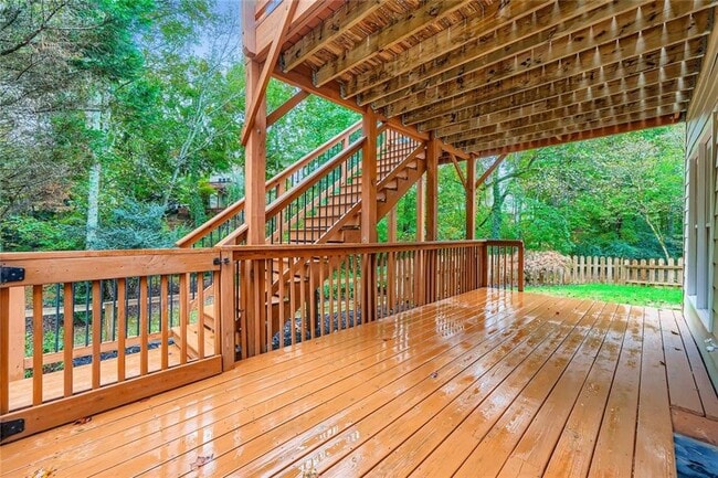 Building Photo - 5155 Courton St