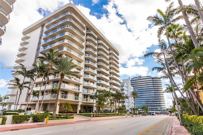 Building Photo - 8855 Collins Ave