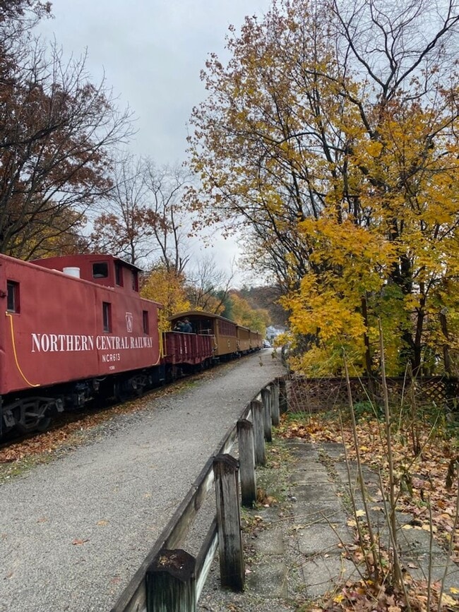 Building Photo - Cozy & Quiet Home in Glen Rock