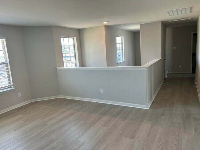 Building Photo - 1825 Liam Dr