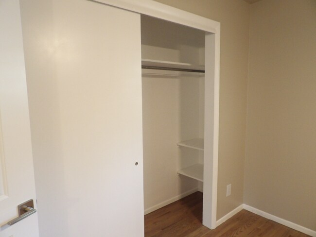 Building Photo - 24 El Sereno Dr