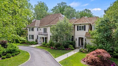 Building Photo - 4220 Purchase St