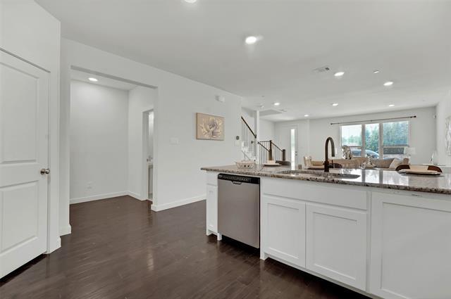 Building Photo - 432 Texas Dr