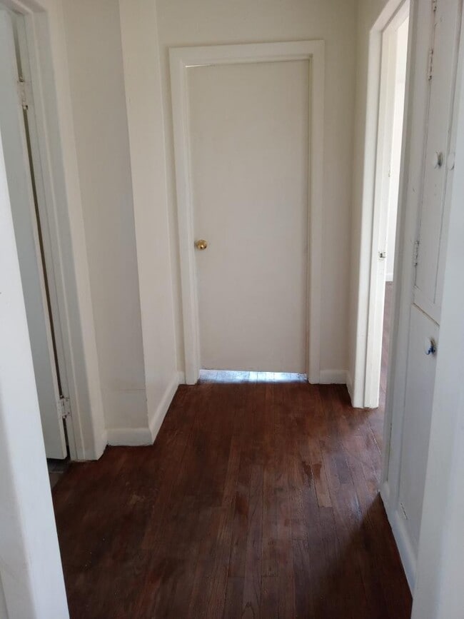 Building Photo - 1220 19th St