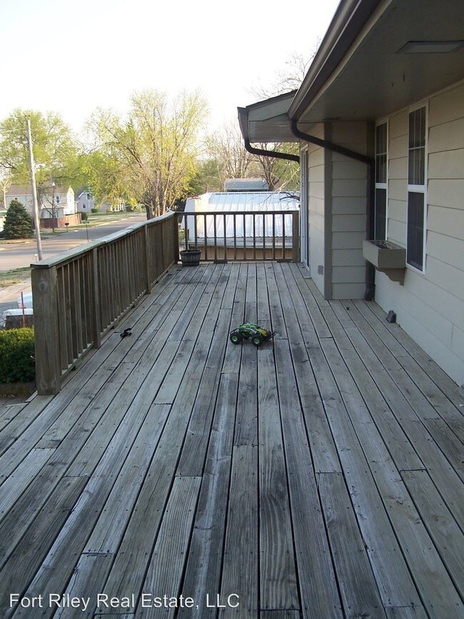 Building Photo - 3 br, 2 bath House - 603 Birch