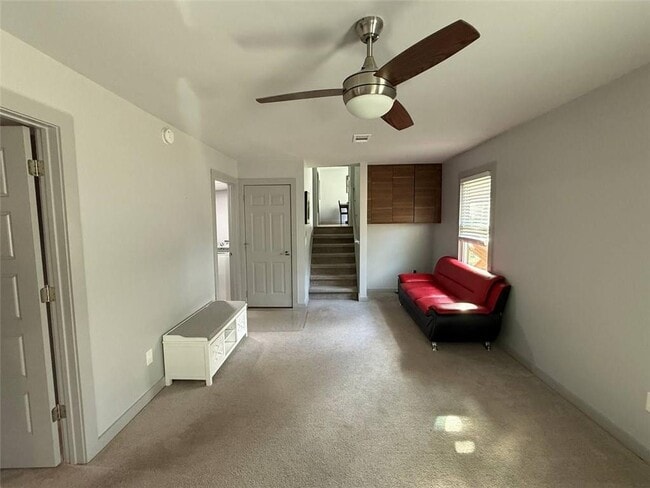 Building Photo - 4472 Calumet Dr NW