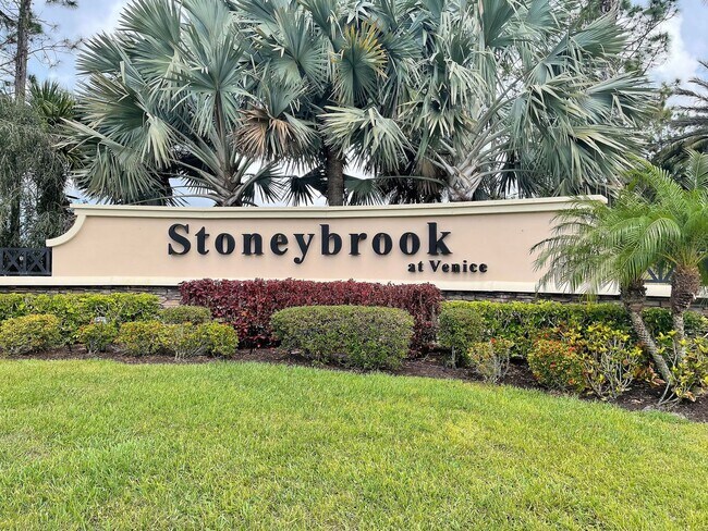 Building Photo - Stoneybrook at Venice; 4bd/2ba home