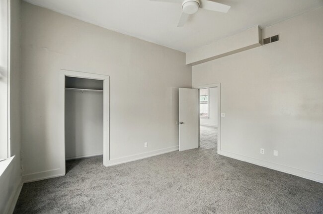 Building Photo - 3032 Colerain Ave