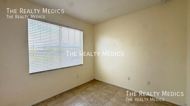 Building Photo - 3723 Prescott Loop