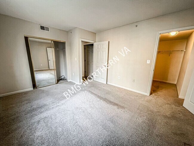 Building Photo - 3835 9th St N