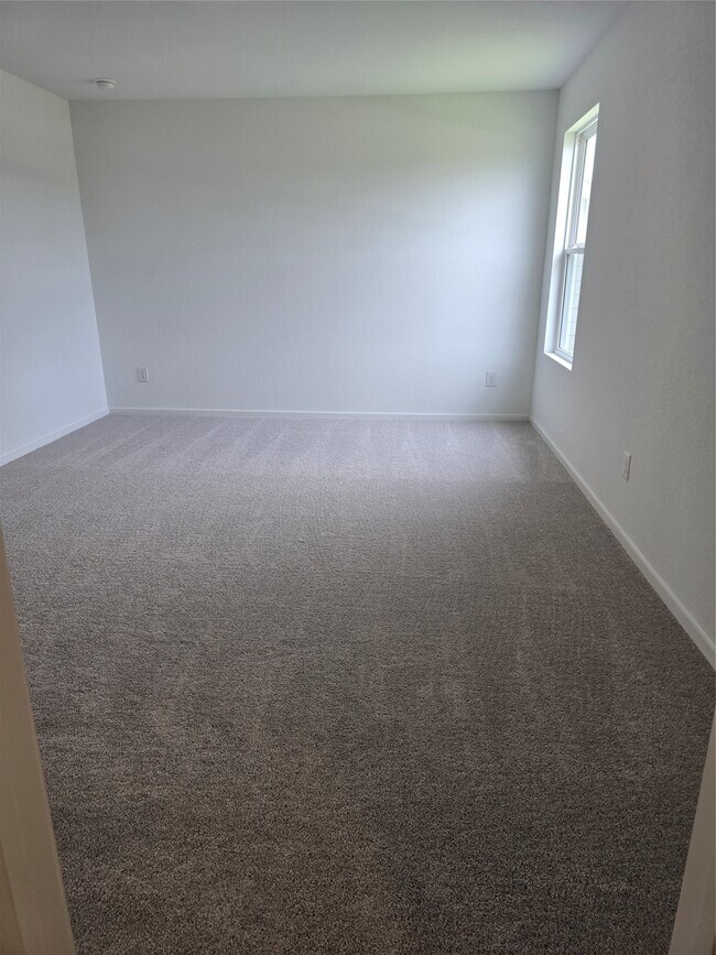 Building Photo - 25560 Blossom Ct