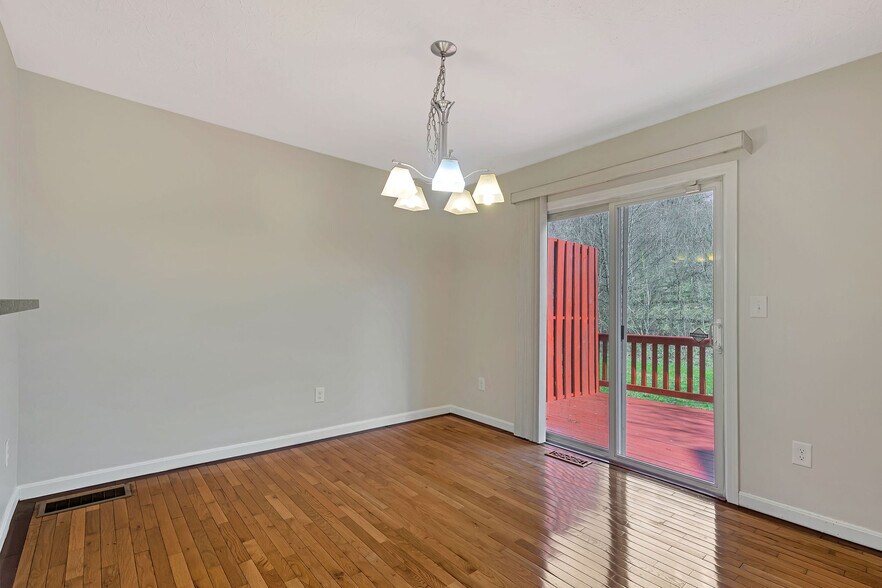 Building Photo - 76 Glenwood Ave