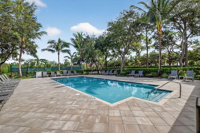 Building Photo - 7303 Estero Dr