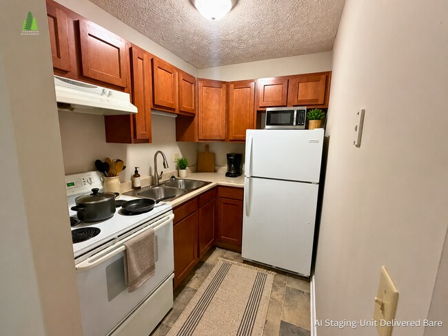 Building Photo - LIMITED TIME SUMMER OFFER! FREE RENT FOR YOUR FIRST MONTH! 1 Bedroom Apartment unit in Anderson A...
