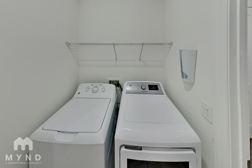 Building Photo - 4547 Stellata Loop