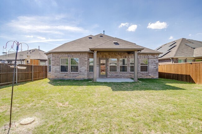 Building Photo - 8924 Lantana Meadow Dr