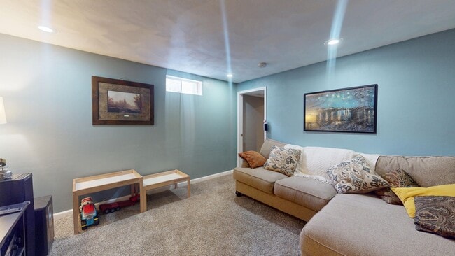 Building Photo - 2716 Stone Valley Dr