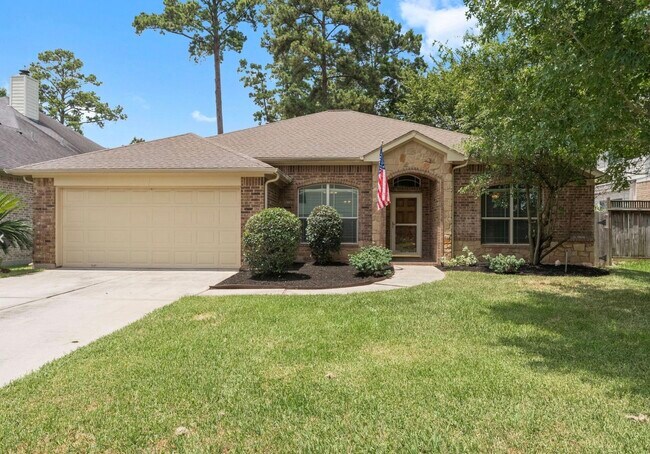 Primary Photo - 12822 Lakeshore Dr