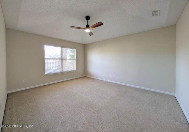 Building Photo - 12171 Basalt Dr N