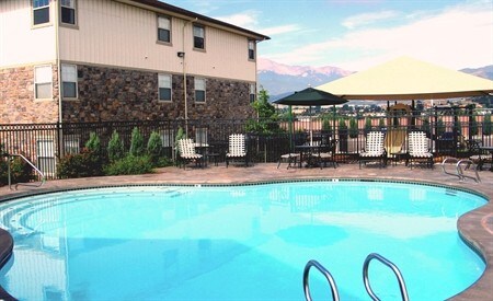 Shadow Mountain Apartments 220 Shadow Ridge Grv Colorado Springs Co 80918 Apartment Finder