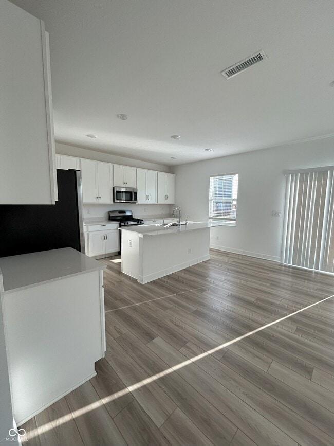 Building Photo - 1272 Turnbridge Dr