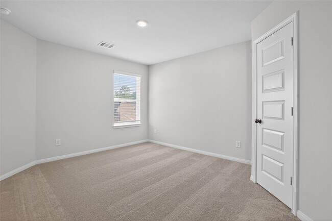 Building Photo - 13320 Burbot Dr