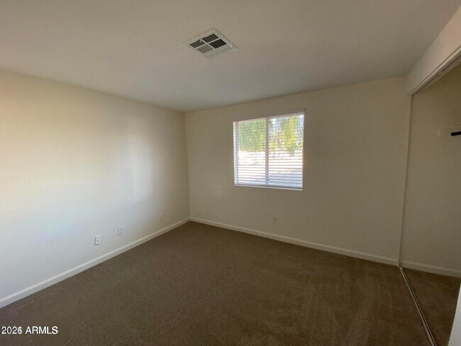 Building Photo - 2408 N Longmore St