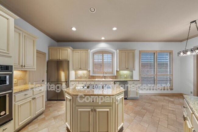 Building Photo - 131 Westcourt Ln